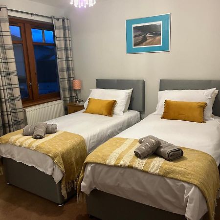 6 Canalside Apartments Форт-Вільям Екстер'єр фото